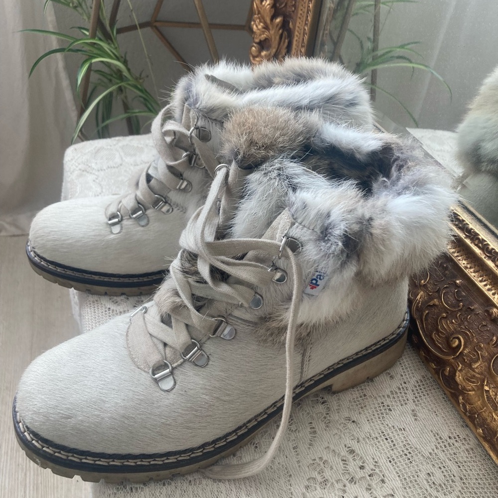 Fur apres ski booties